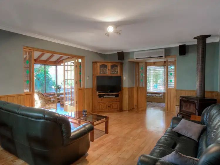 Fourth view of Homely house listing, 6 Melville Court, Helena Valley WA 6056
