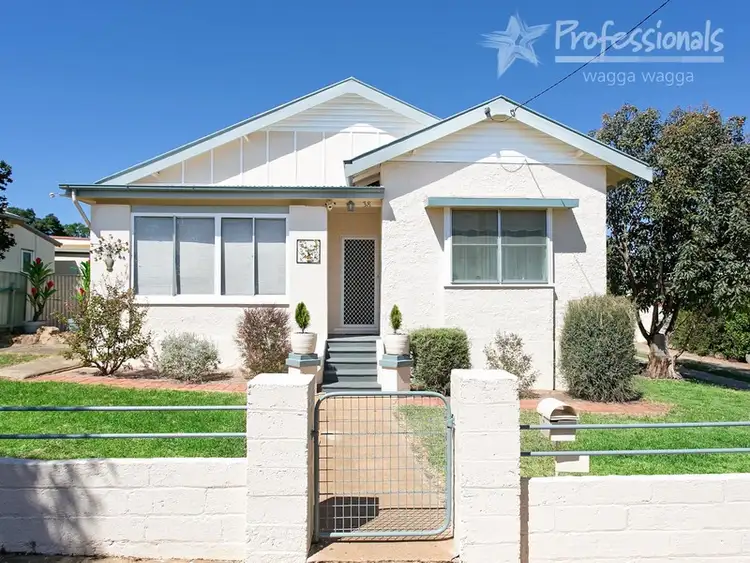 38 Athol Street, Wagga Wagga NSW 2650