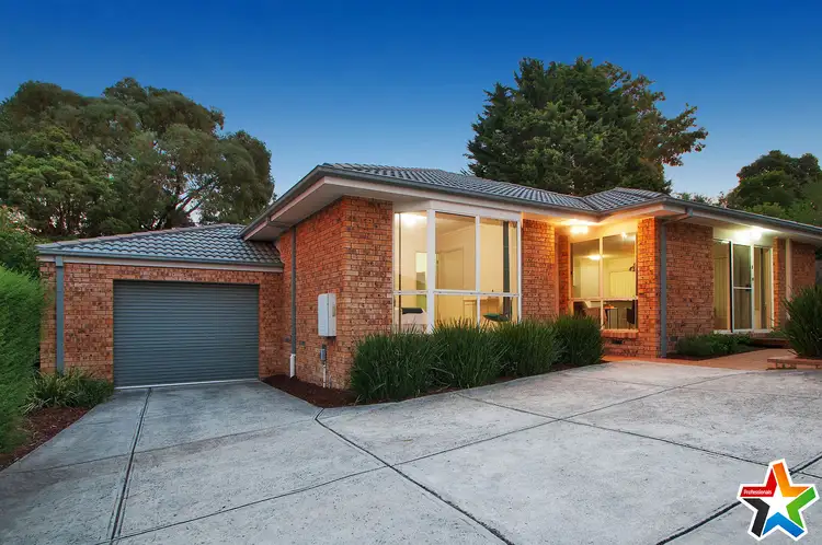 10a Wainewright Avenue, Mooroolbark VIC 3138