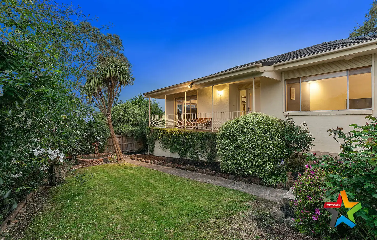 Main view of Homely house listing, 2 Hollyoak Haven, Chirnside Park VIC 3116