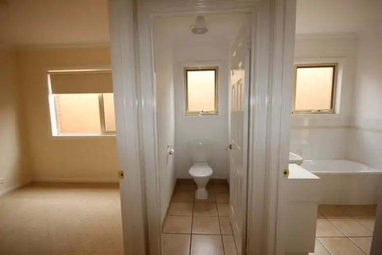 Sixth view of Homely unit listing, 111a Thirteenth Street, Mildura VIC 3500