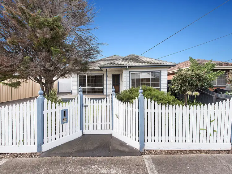 44 Sixth Avenue, Altona North VIC 3025