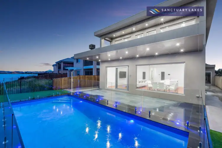 161 Sanctuary Lakes South Boulevard, Sanctuary Lakes VIC 3030