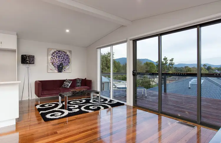 Second view of Homely house listing, 4 Royal Avenue, Mooroolbark VIC 3138