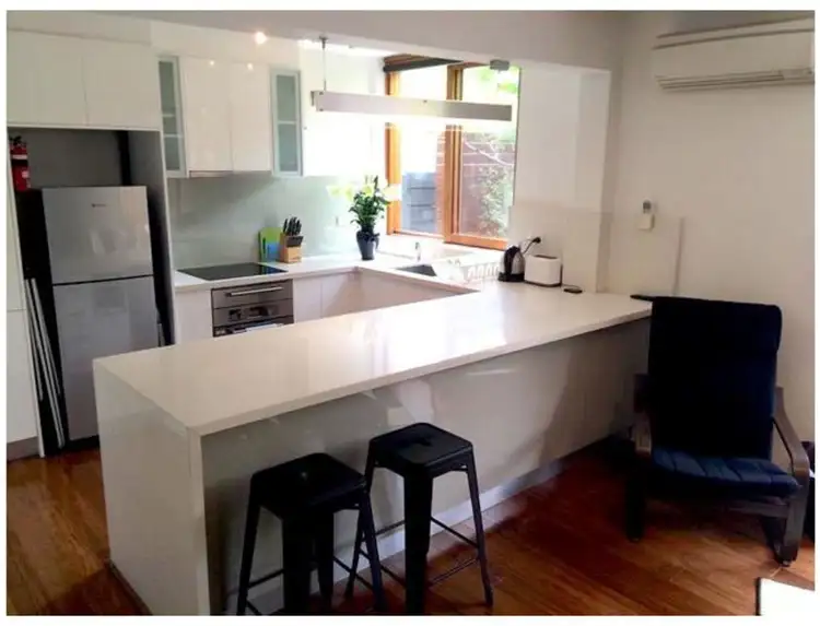 Third view of Homely apartment listing, 2/186 Brougham Street, Kew VIC 3101