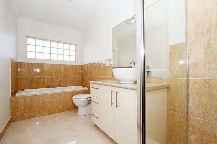 Sixth view of Homely townhouse listing, 2/53 Saratoga Crescent, Keilor Downs VIC 3038