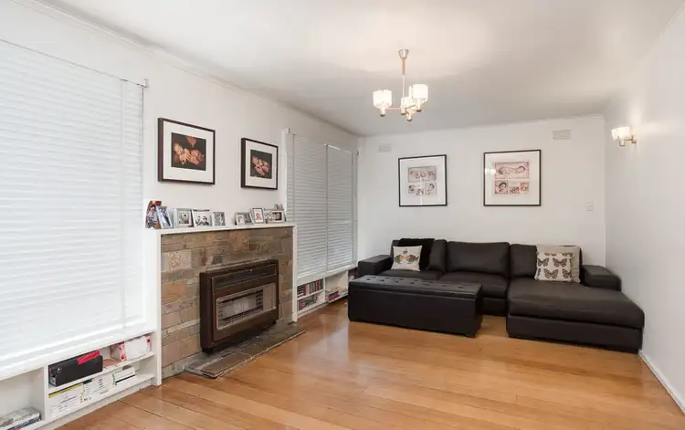 Second view of Homely house listing, 10 Cardigan Road, Mooroolbark VIC 3138