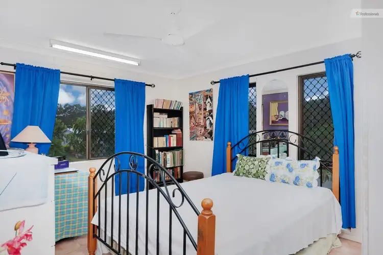 Fourth view of Homely house listing, 2/27 HOLLYWOOD Boulevard, White Rock QLD 4868