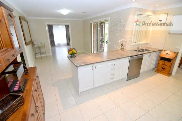 Fifth view of Homely house listing, 7 Topaz Court, Kelso NSW 2795