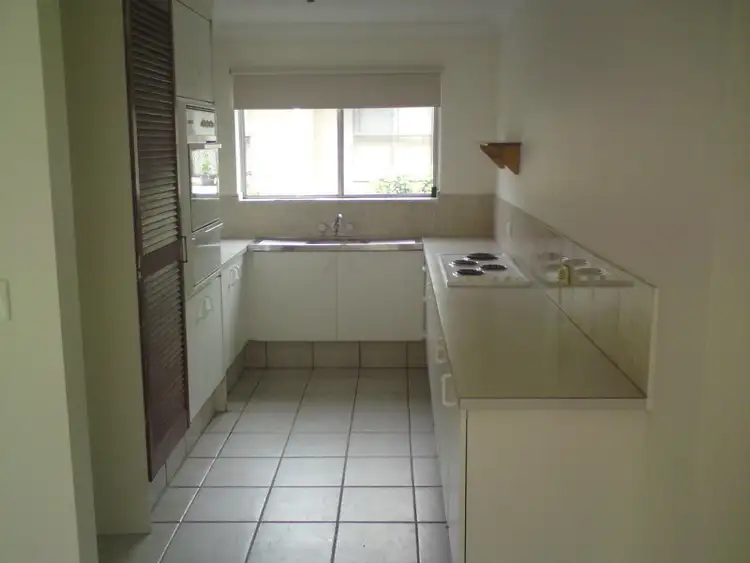 Fifth view of Homely unit listing, 4/19 Huth St, Labrador QLD 4215
