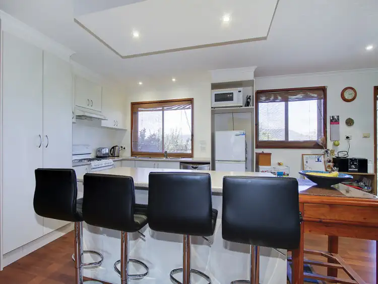 Fifth view of Homely house listing, 18 Struan Avenue, Mooroolbark VIC 3138