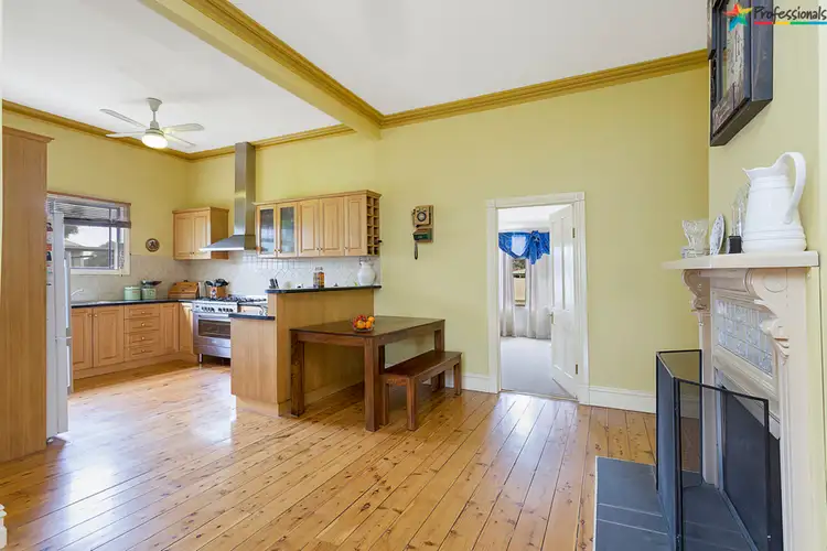 Fifth view of Homely house listing, 2 Skerry Street, Chiltern VIC 3683