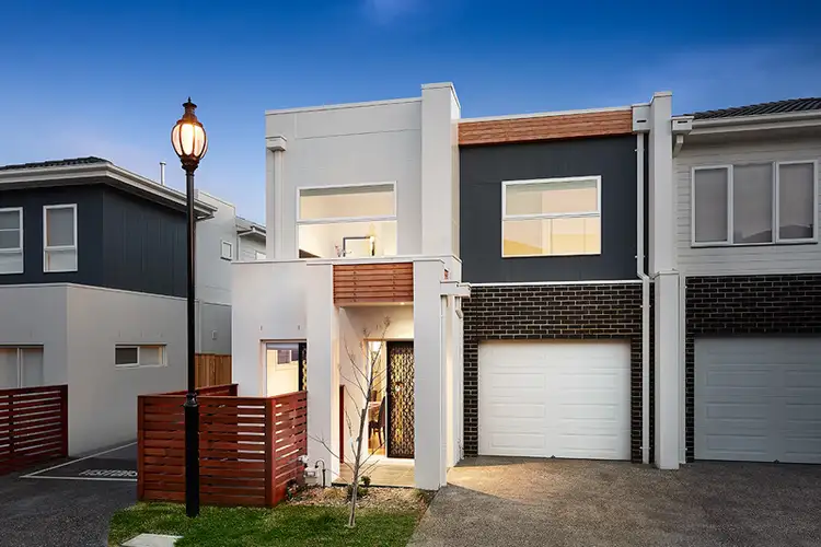 Main view of Homely townhouse listing, 15/5 Annafee Avenue, Keysborough VIC 3173