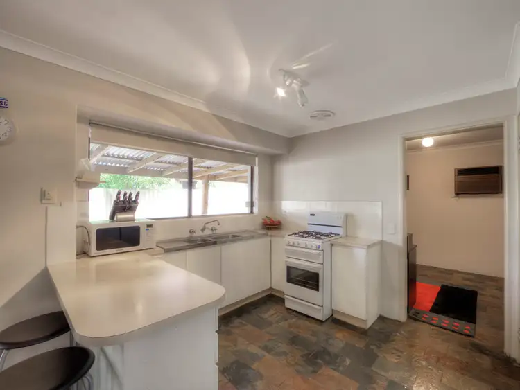 Sixth view of Homely house listing, 5 Hawk Court, High Wycombe WA 6057