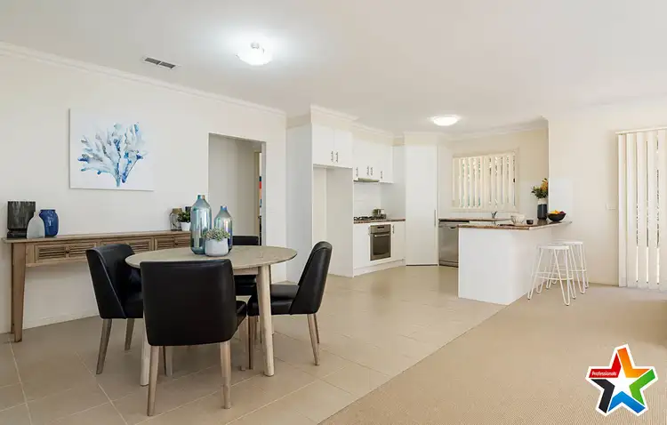 Fifth view of Homely unit listing, 10a Wainewright Avenue, Mooroolbark VIC 3138