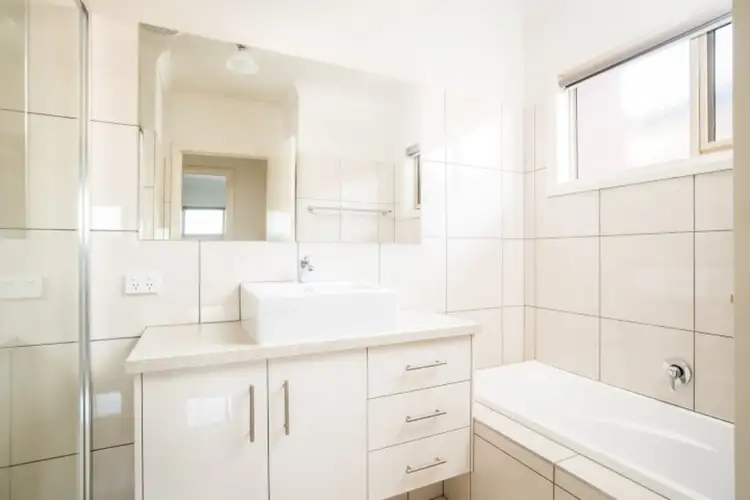 Fifth view of Homely house listing, 558 Ontario Avenue, Mildura VIC 3500