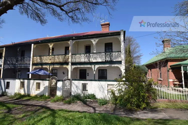 54 Seymour Street, Bathurst NSW 2795