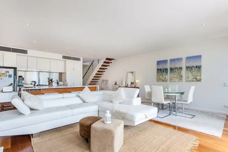 Sixth view of Homely villa listing, 4/7 Cavanbah  Street, Byron Bay NSW 2481