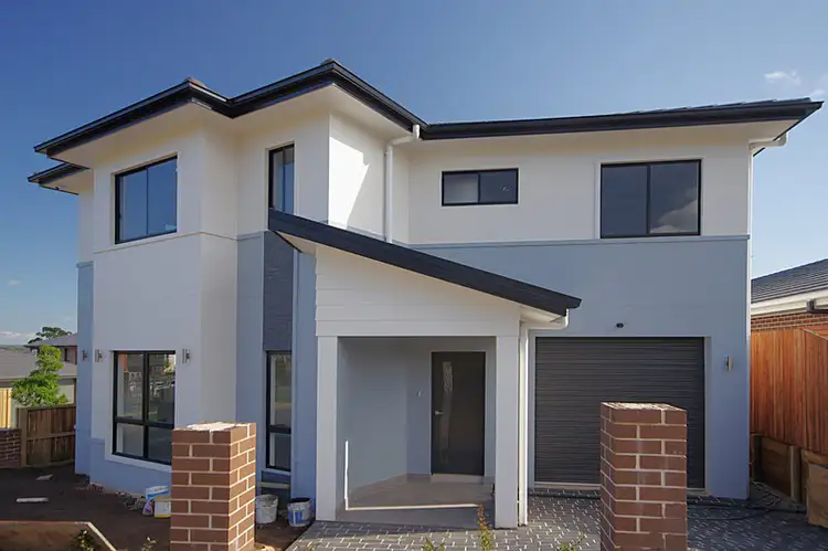 37 Woodroffe Street, Minto NSW 2566