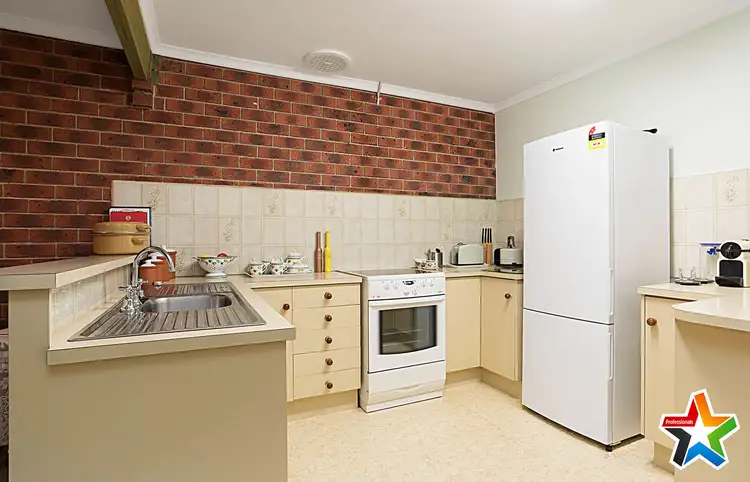 Sixth view of Homely townhouse listing, 37 Marlow Street, Mooroolbark VIC 3138
