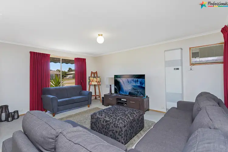 Fifth view of Homely house listing, 19 Berberick Court, Thurgoona NSW 2640