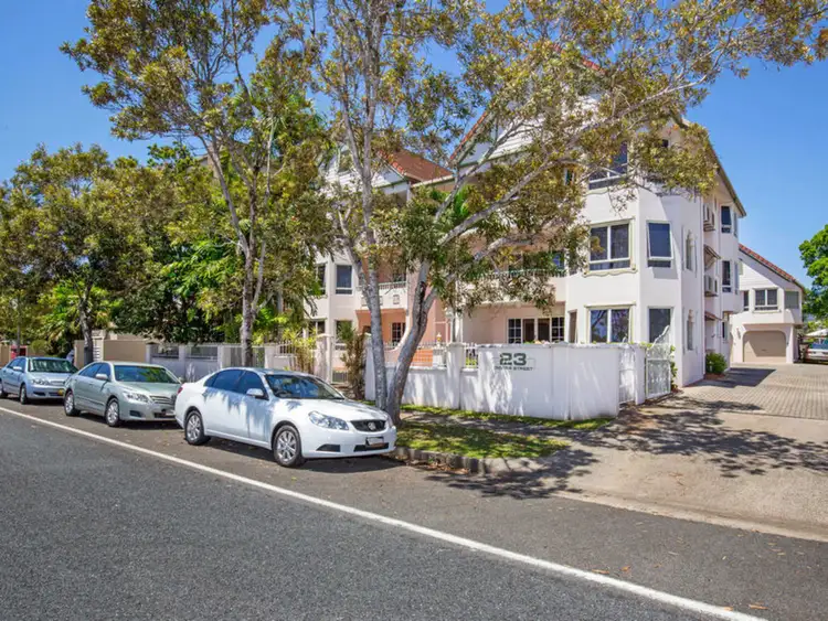 2/23 Digger Street, Cairns North QLD 4870
