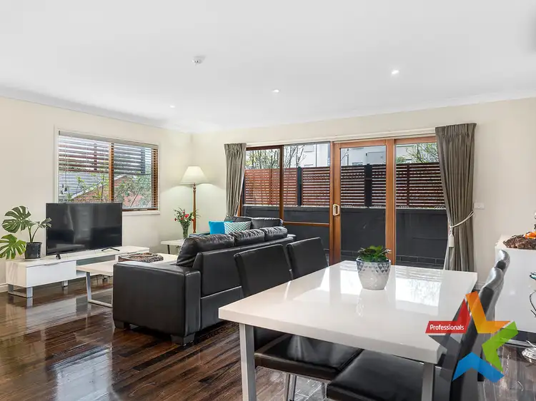Second view of Homely apartment listing, 6/4 Springfield Avenue, Croydon VIC 3136