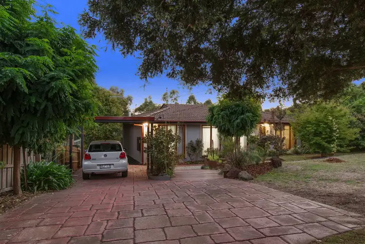 63 Esther Crescent, Mooroolbark VIC 3138