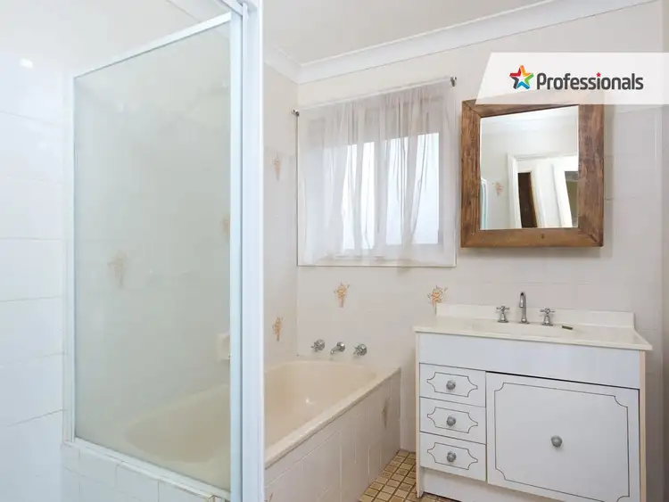 Fifth view of Homely house listing, 19 Gunyah Place, Glenfield Park NSW 2650