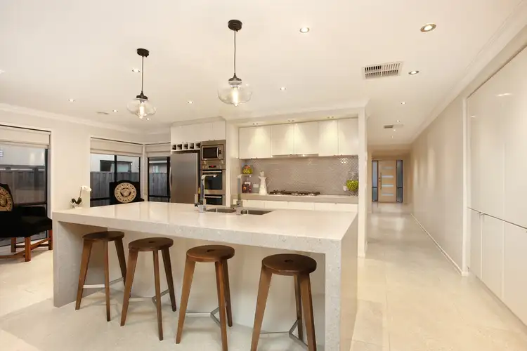 Third view of Homely house listing, 5 Manhattan Close, Sanctuary Lakes VIC 3030