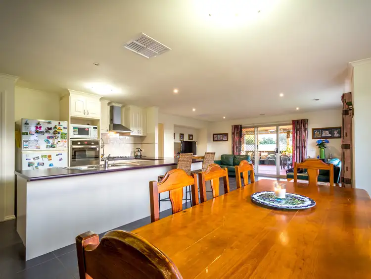 Sixth view of Homely house listing, 118 Waranga Drive, Kialla VIC 3631