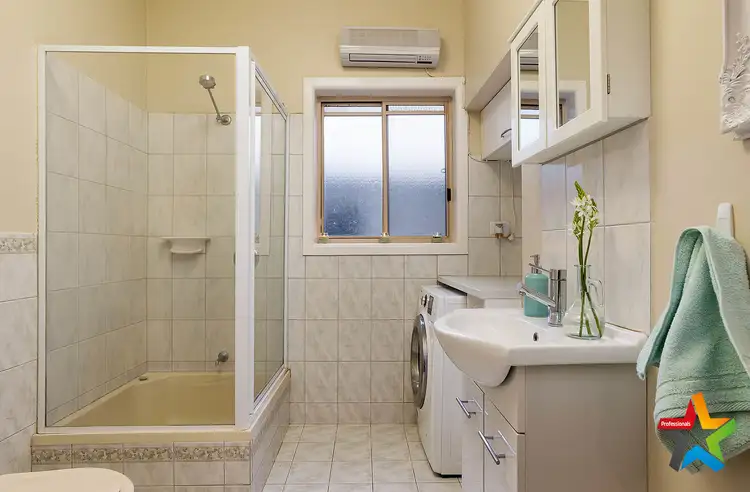 Fifth view of Homely house listing, 28 Colchester Road, Kilsyth VIC 3137