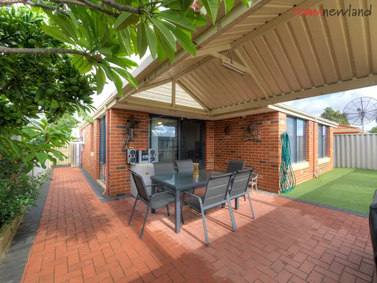 11/4 Wittenoom Road, High Wycombe WA 6057