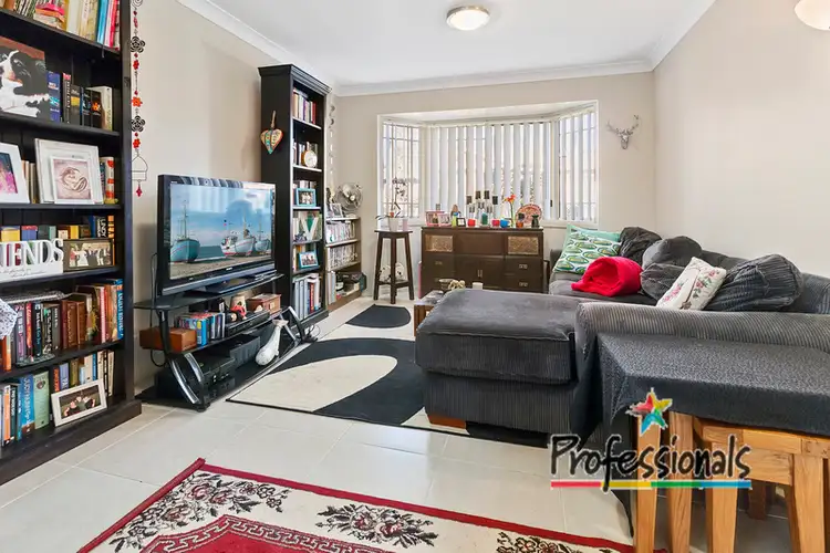 Sixth view of Homely semi-detached listing, 2/6 Aintree Close, Casula NSW 2170