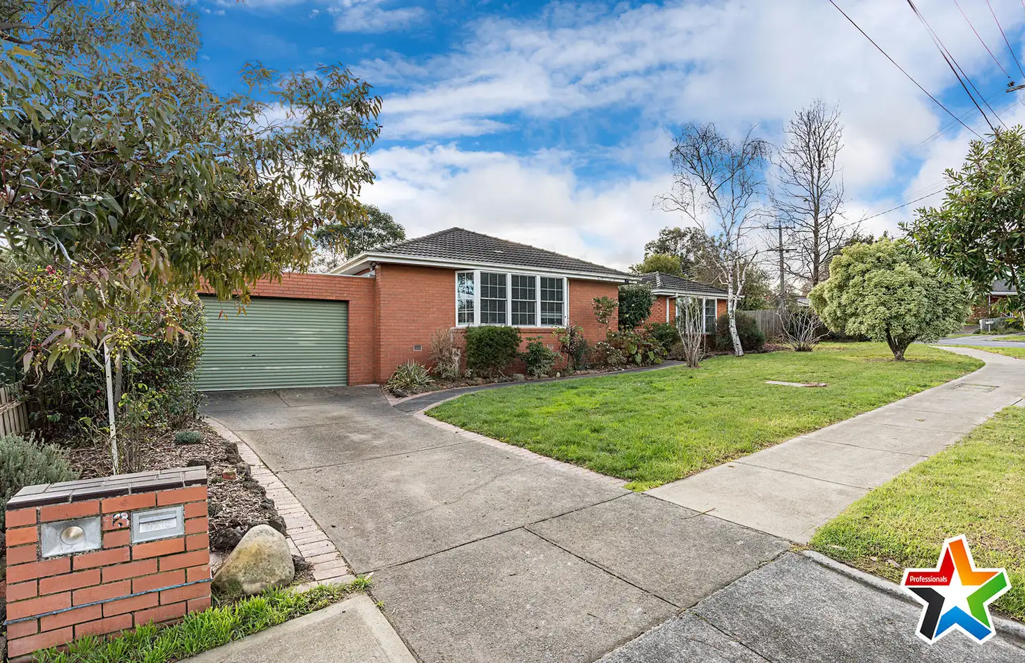 Main view of Homely house listing, 13 Geoffrey Drive, Kilsyth VIC 3137