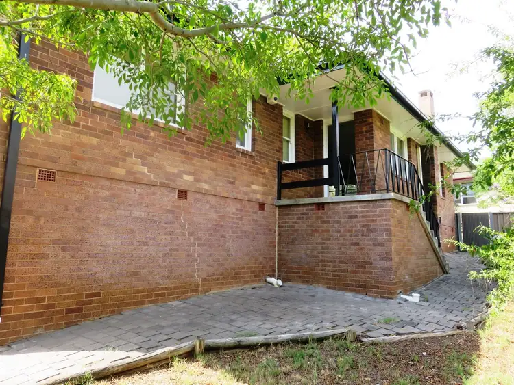 7 Anzac Parade, Muswellbrook NSW 2333
