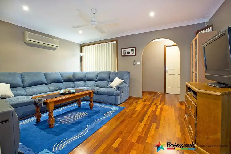 Second view of Homely house listing, 113 Southee Circuit, Oakhurst NSW 2761