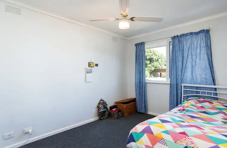 Fifth view of Homely house listing, 1/9 Geoffrey Drive, Kilsyth VIC 3137