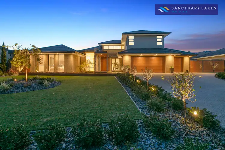 12 Greg Norman Drive, Sanctuary Lakes VIC 3030
