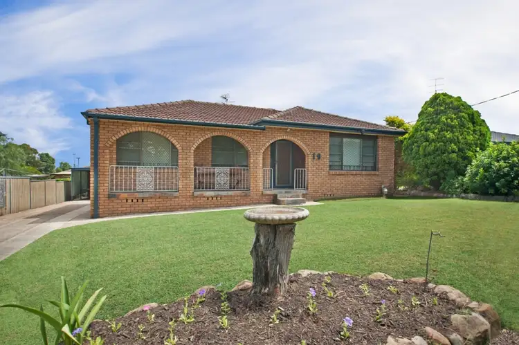 16 Kennedy Street, Rutherford NSW 2320