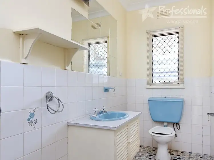 Fifth view of Homely house listing, 147 Fernleigh Road, Wagga Wagga NSW 2650