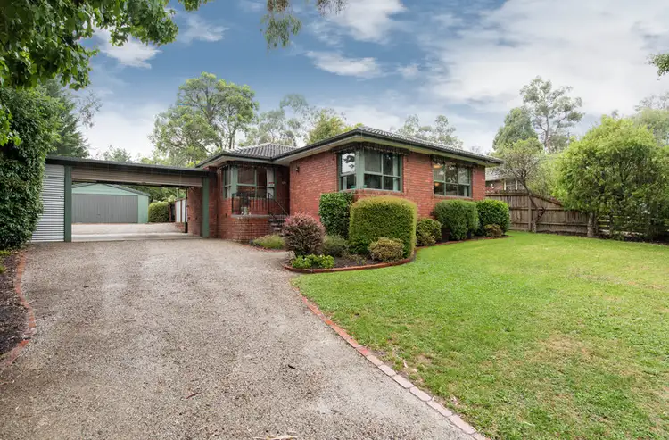 9 Mary Road, Wandin North VIC 3139