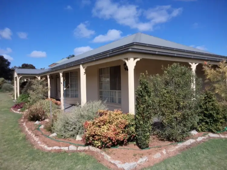 3 Currawong Court via Murray Downs, Swan Hill VIC 3585