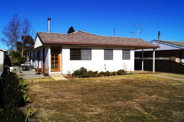 28a Wirruna Street, Guyra NSW 2365