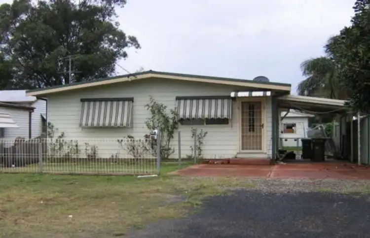 90 McEvoy Avenue, Umina Beach NSW 2257