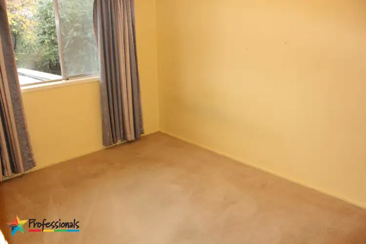 Seventh view of Homely house listing, 3 De Lisle Place, Bathurst NSW 2795