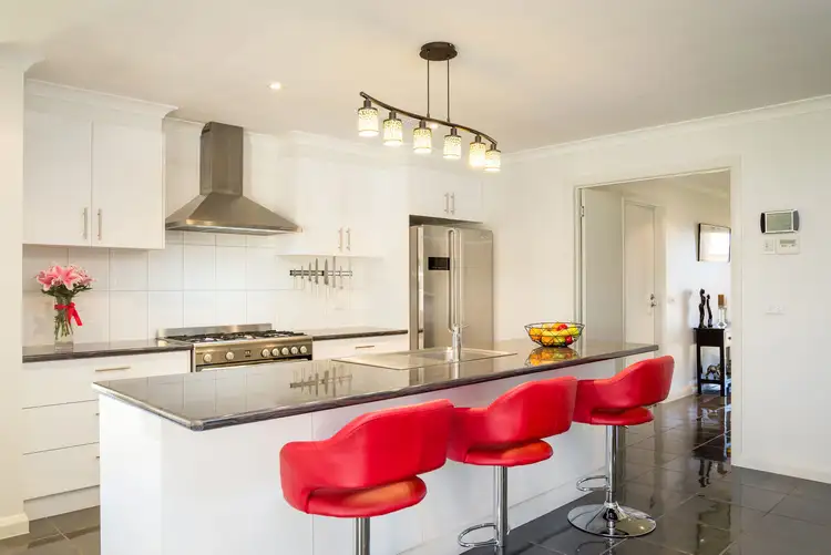 Second view of Homely house listing, 18 Philippa Crescent, Mildura VIC 3500