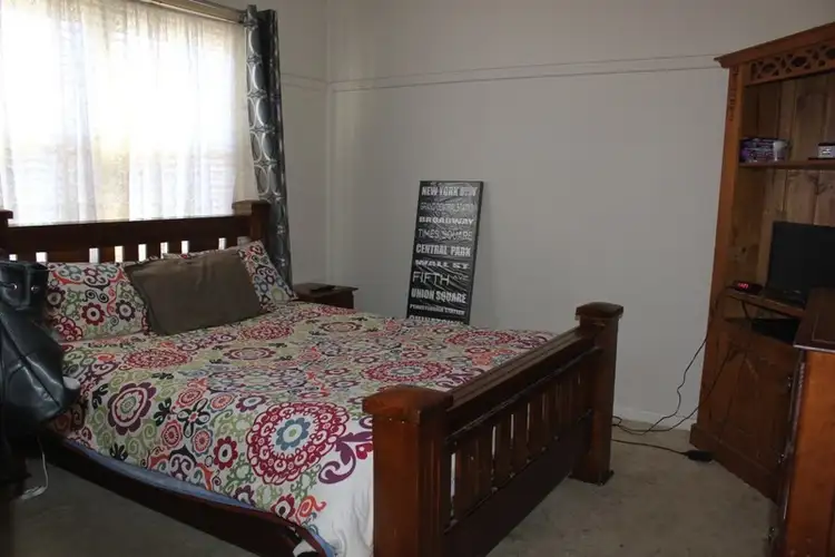 Sixth view of Homely house listing, 8 Henderson Place, Mildura VIC 3500