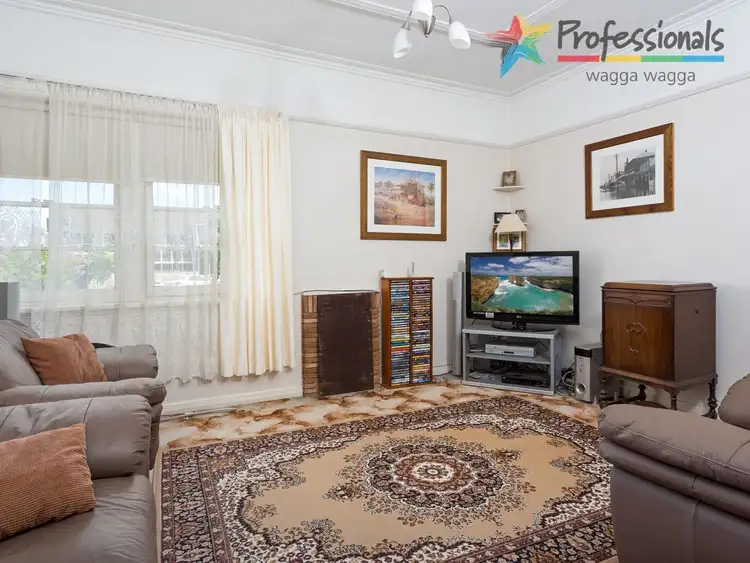 Second view of Homely house listing, 27 Dobbs Street, Wagga Wagga NSW 2650