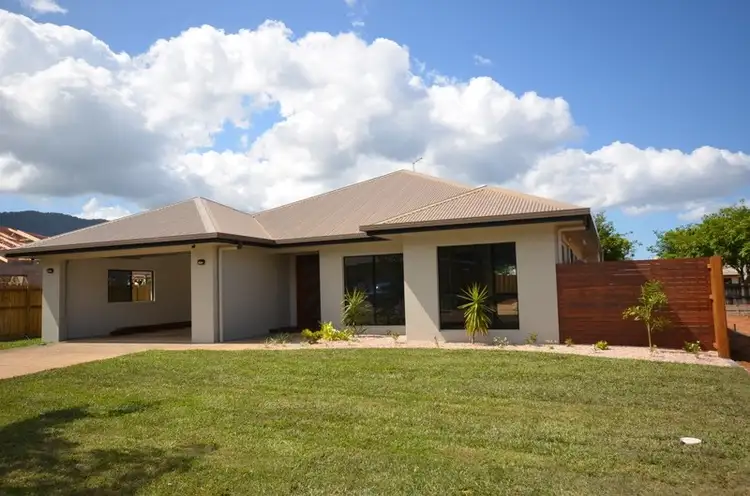 25 SEDGWICK Close, Edmonton QLD 4869